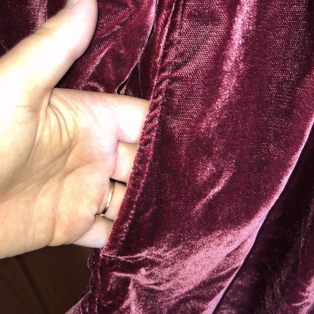 Free people Movement Women's Daphne Velvet Sleeve Mini Dress roan rouge … - Picture 11 of 16